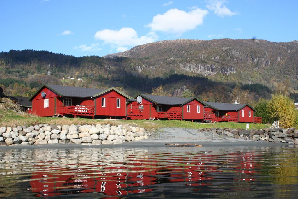 Sauda Fjord Camping Saudasjoen ภายนอก รูปภาพ
